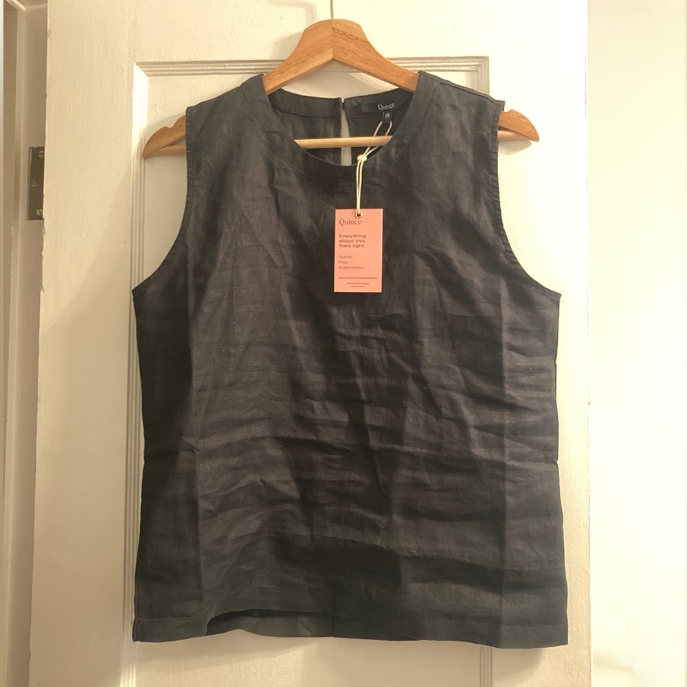 Quince linen tank. New with tags size small